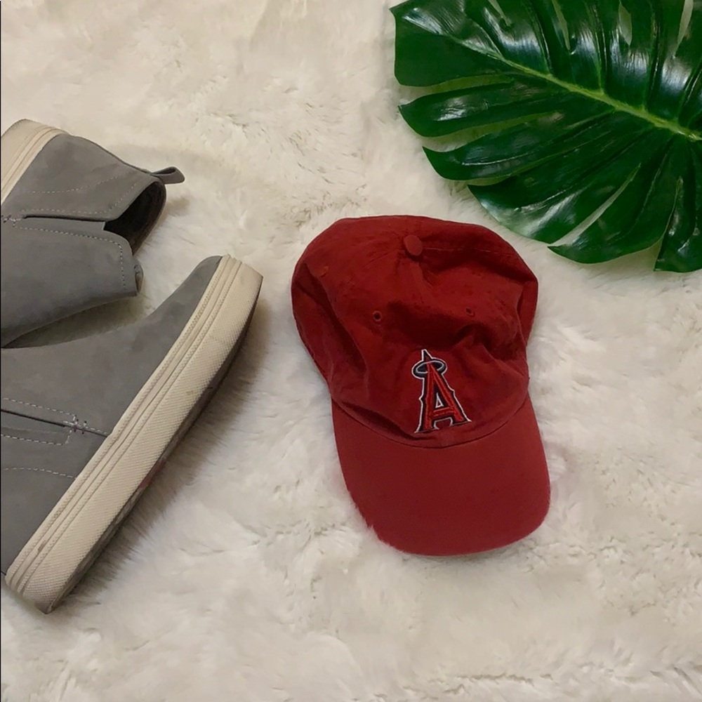 🌺MLB red women’s angels hat size s